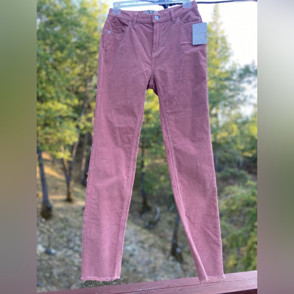 $2👖 Free People Corduroy Ankle Pants with flaws